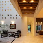 Holt Parque Juarez Privada Stunning 5Br Villa